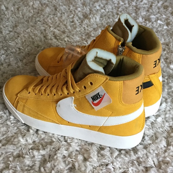 Nike Blazer Mid Rebel Yellow BQ4022-700 Pins 7 - Picture 6 of 8